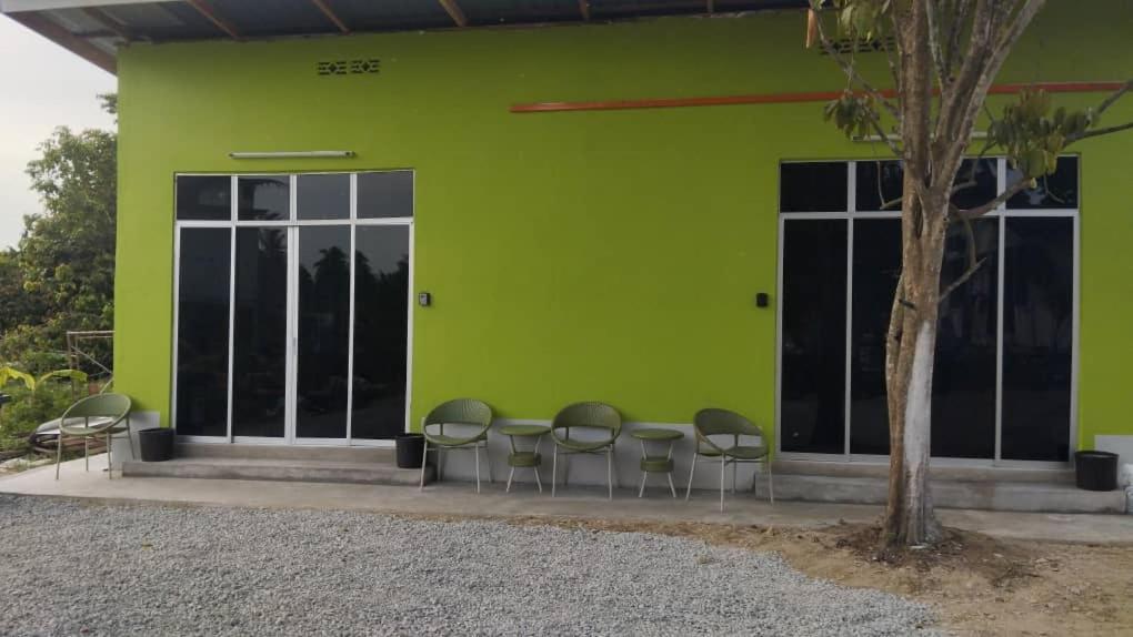 One Mek Roomstay Melor Exterior photo
