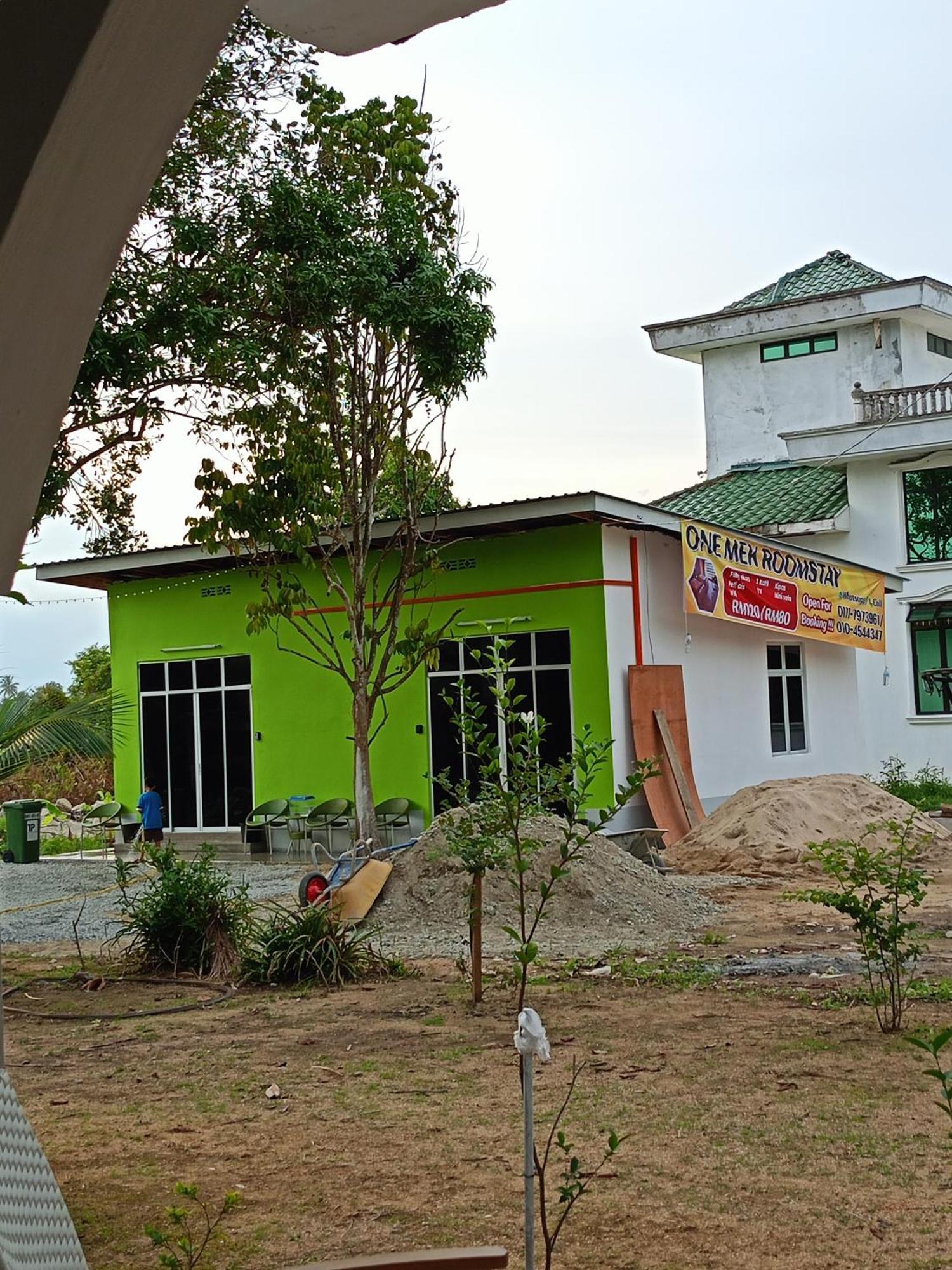 One Mek Roomstay Melor Exterior photo