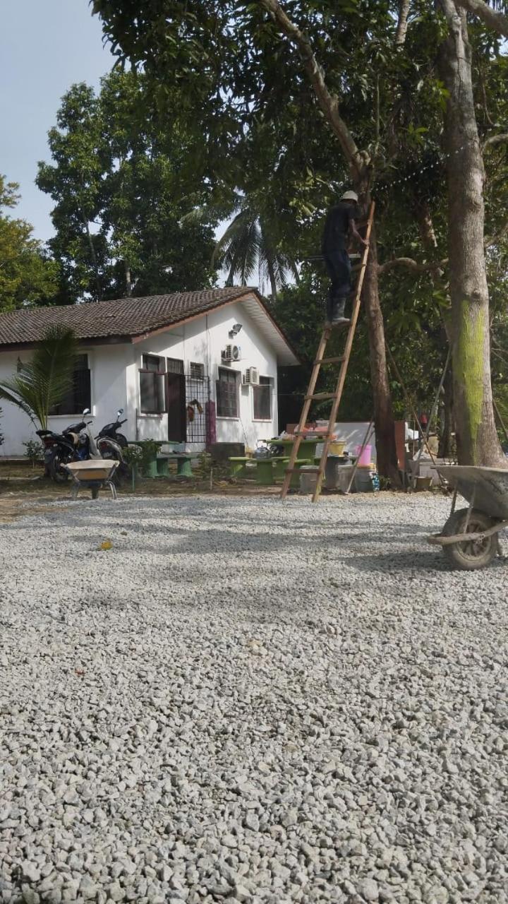 One Mek Roomstay Melor Exterior photo